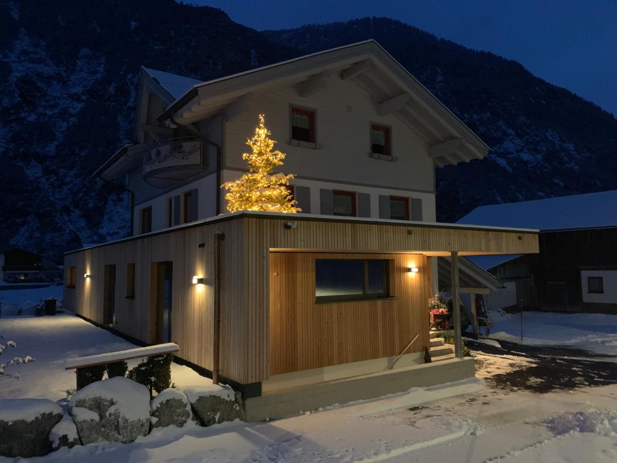 Familie Pfefferkorn - Housity