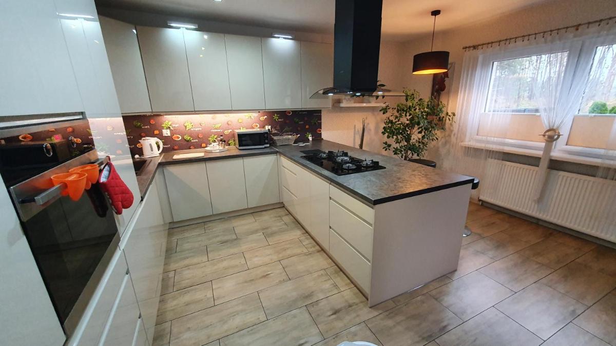 Dom Na Skarpie - Ucieczka Na Wieś - Samodzielne wejście na szyfr, 100m2 - Housity