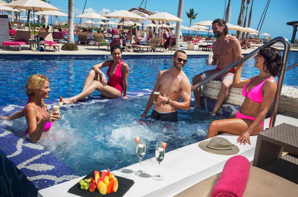 Royalton CHIC Punta Cana, An Autograph Collection All-Inclusive Resort & Casino, Adults Only - Housity