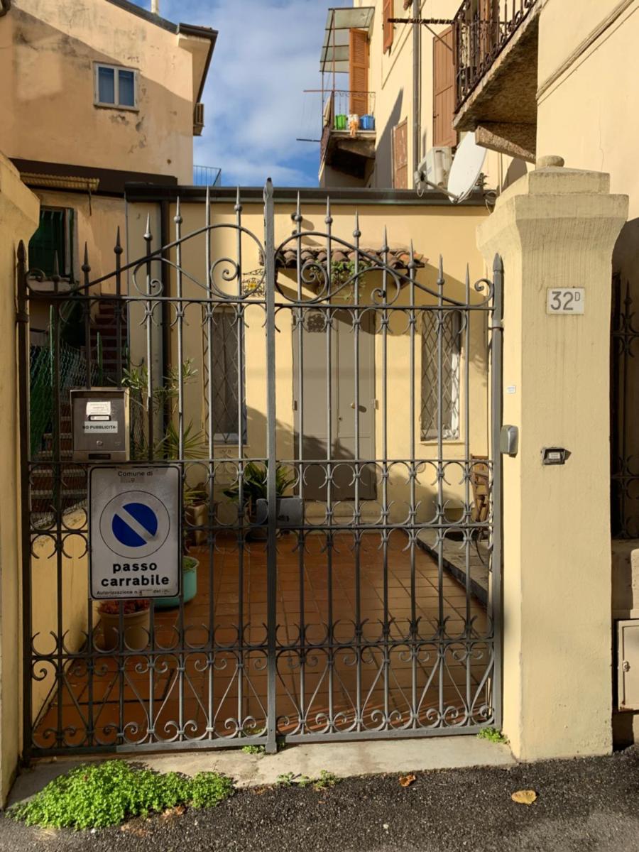 Quiet Holiday - Housity