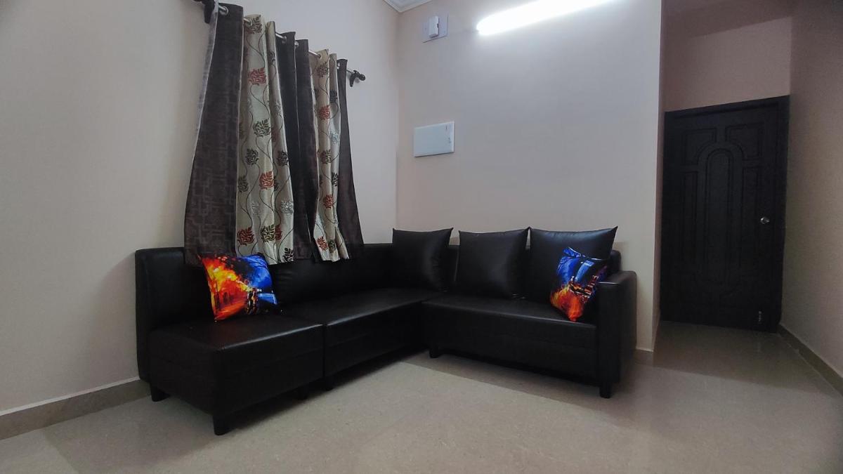 Sumithra Apartment - Housity