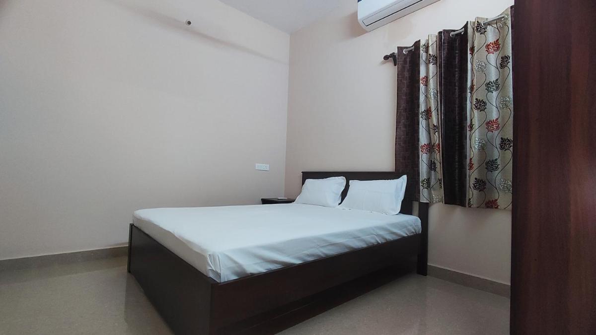 Sumithra Apartment - Housity