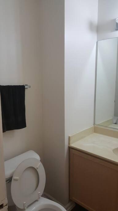 Family Home - 2 bedroom, kitchen, 1.5 bath - Housity