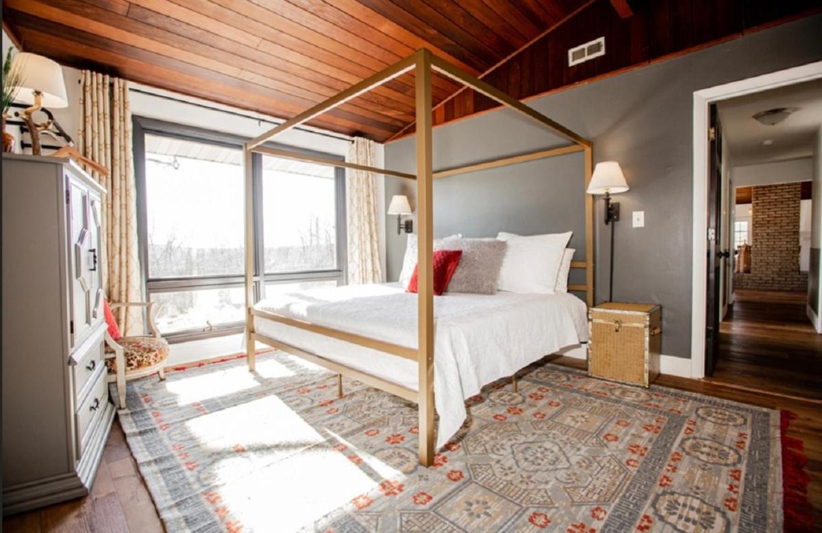 Home on the Mountain - Housity