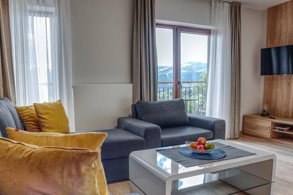 Apartament z widokiem na góry - Housity