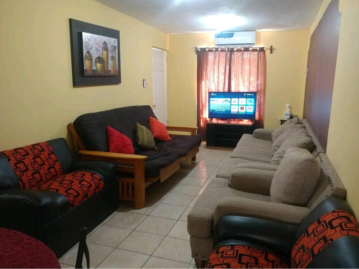 Casa Vicky Alojamiento para vacaciones y trámites consulares - Housity