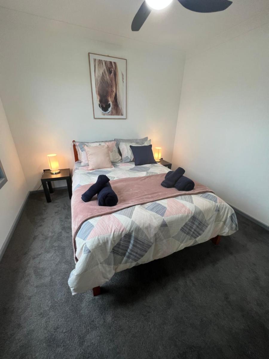 Lakeside Residence - Housity
