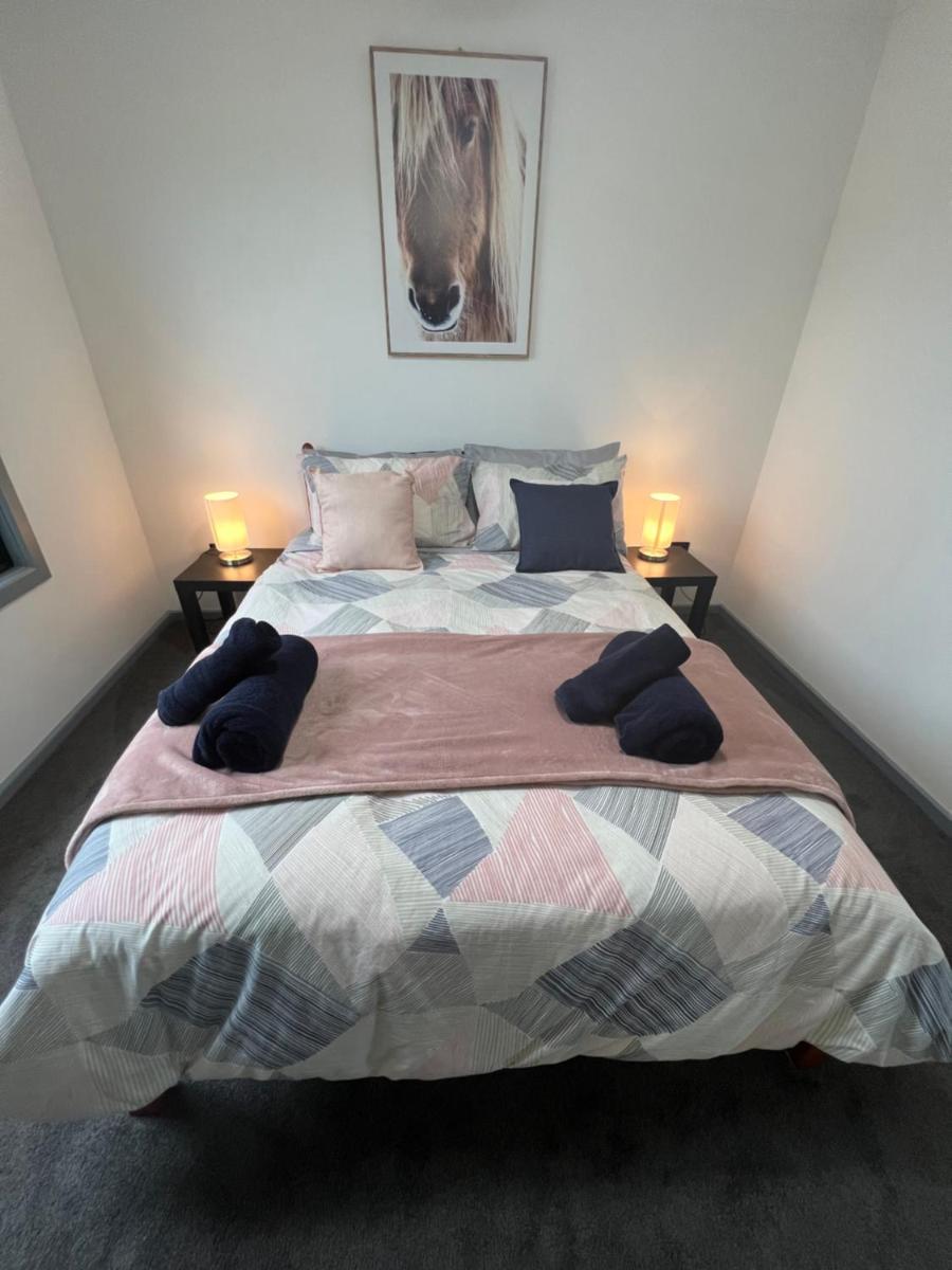 Lakeside Residence - Housity