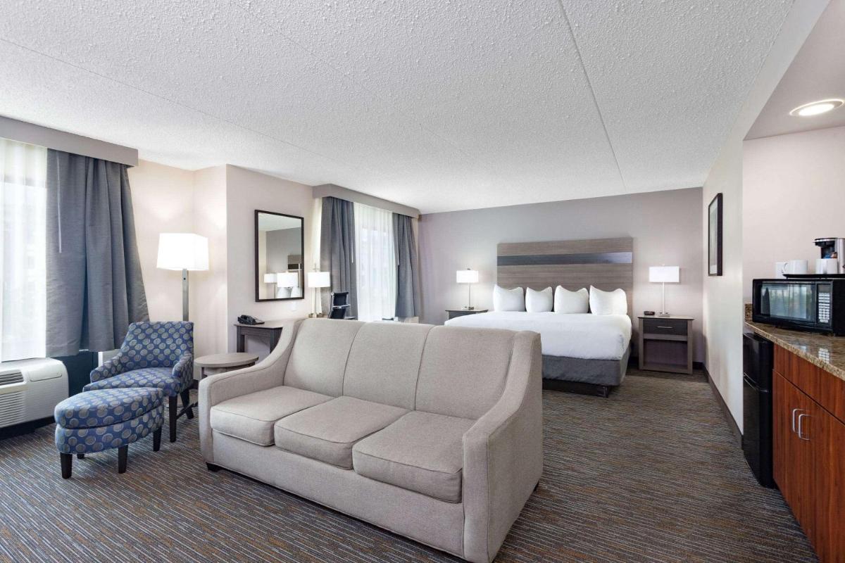 Wingate by Wyndham Lima - Housity