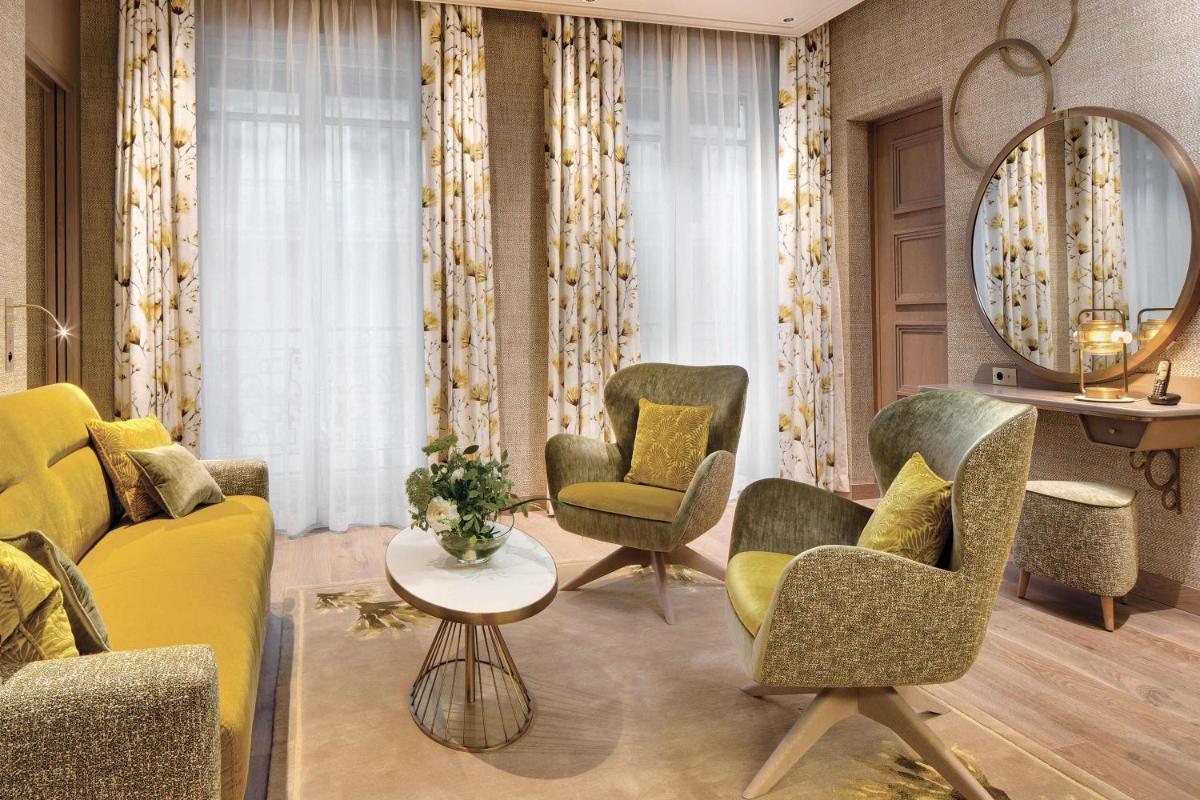 Coin salon dans l'établissement La Demeure Montaigne