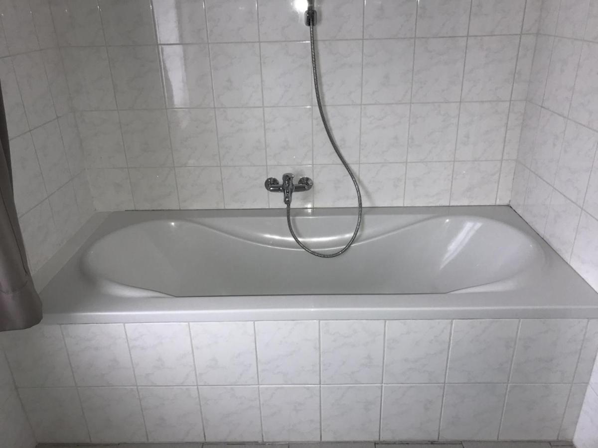 Cozy vacation home for 8 persons in Heers - Housity