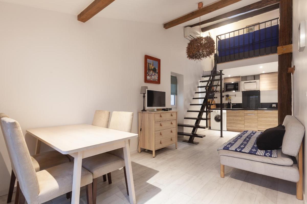 Appartement avec terrasse - Housity
