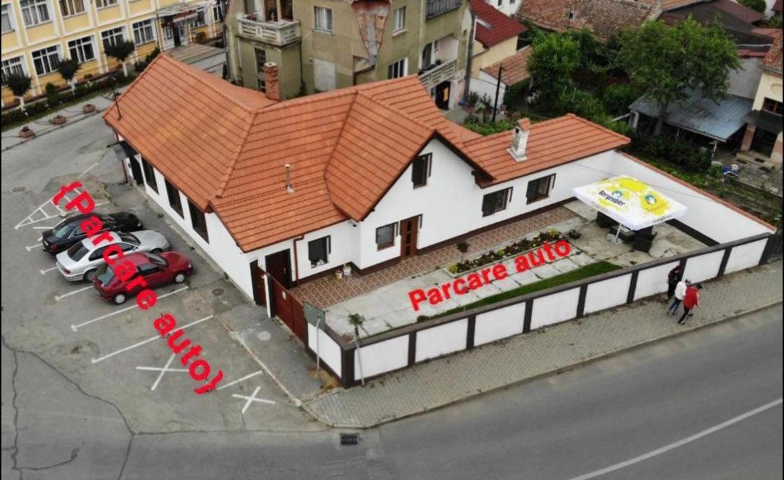 Vik. Apartment - Housity