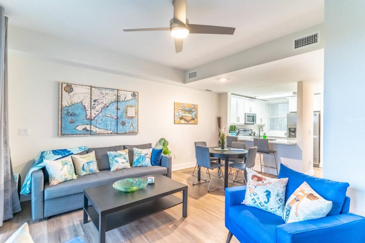 3260 Little Harbor - Housity