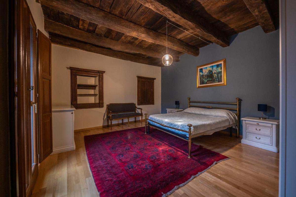 Palazzo de' Farrocco - Housity
