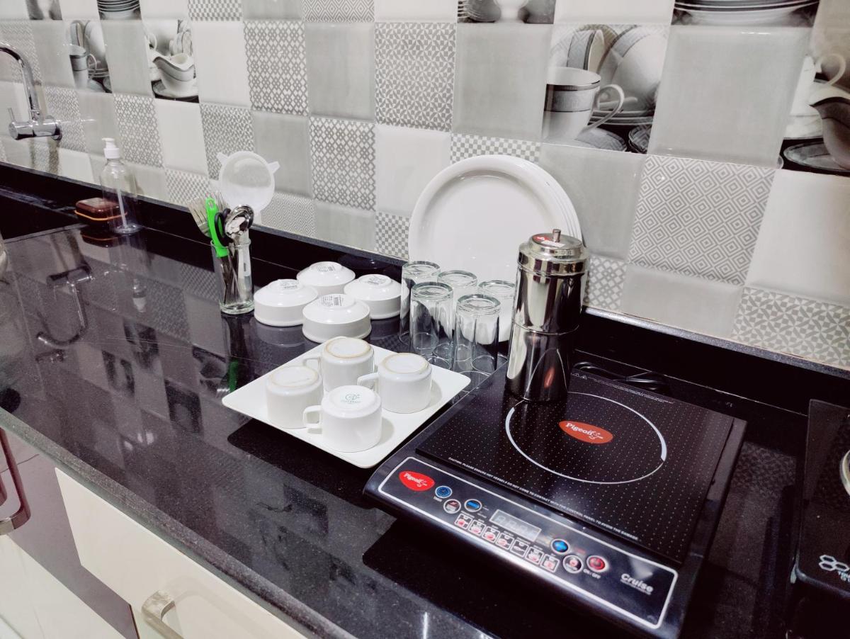 Floral Service Apartments - Housity