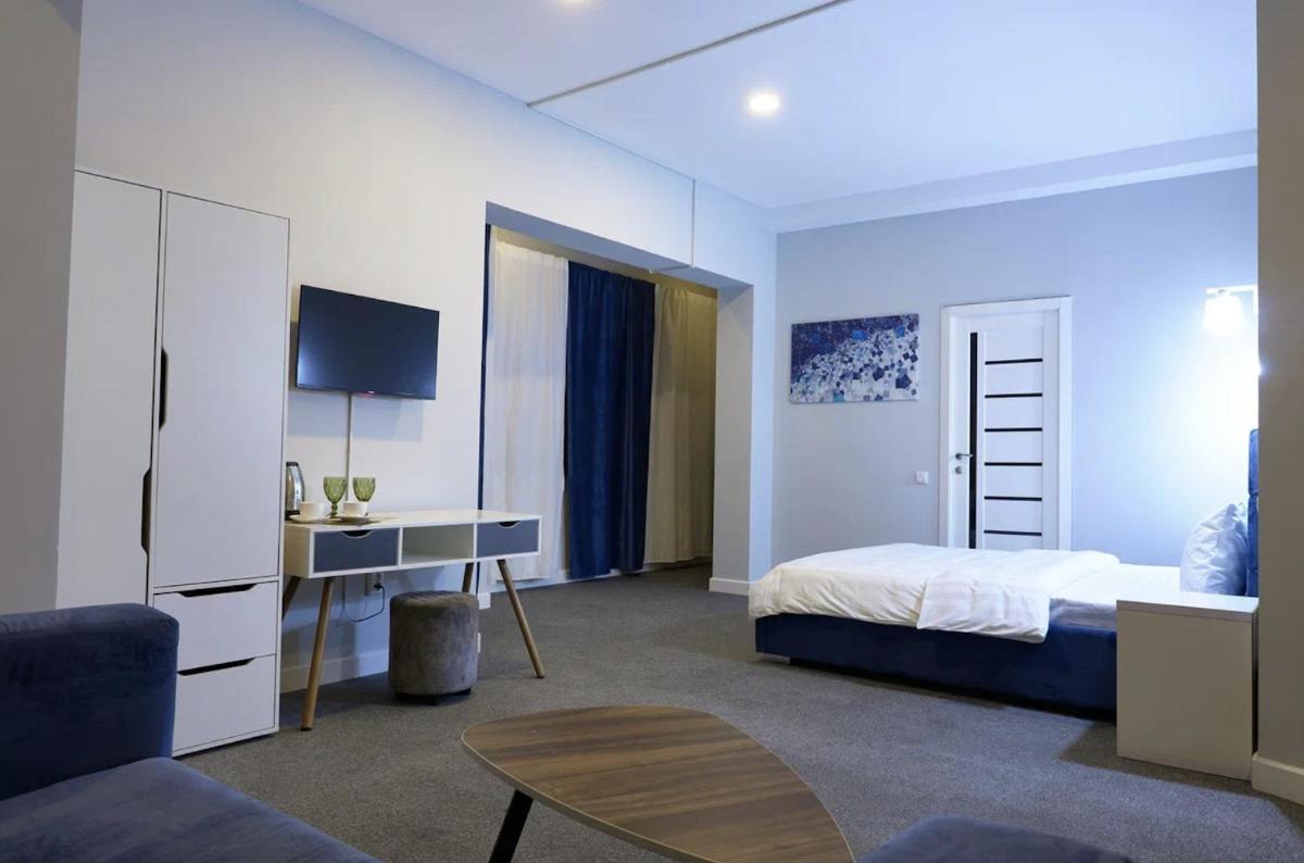 Montana Hotel - Housity