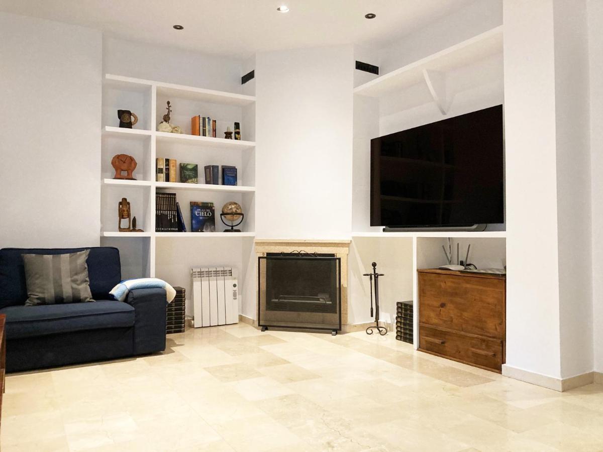 Casa ChillOut a 6km de Sevilla Piscina comunitaria - Housity