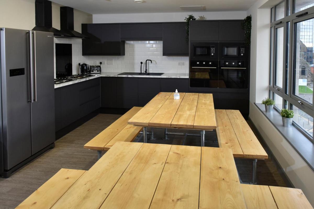 Suitetrails - Cwtsh Hostel