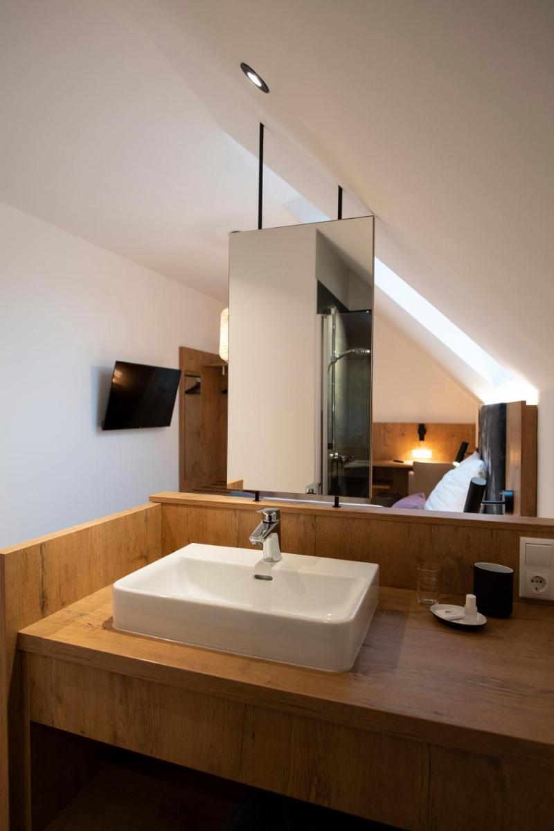 Martins Hotel - Housity