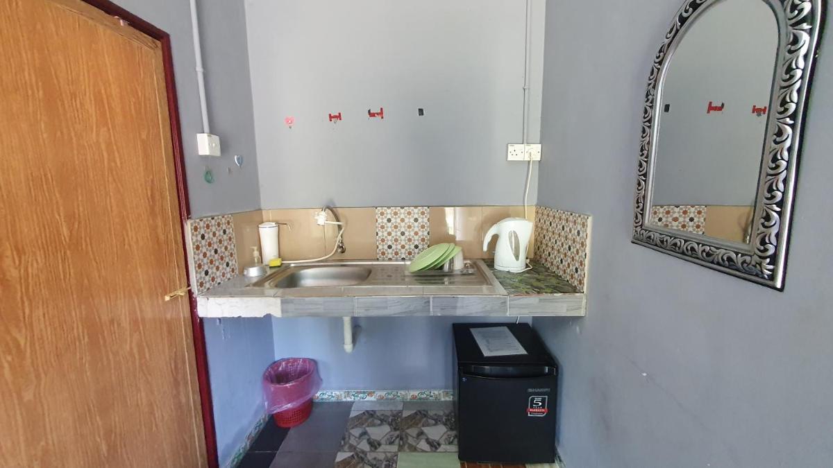 Chalet Kampong Semawar - Housity