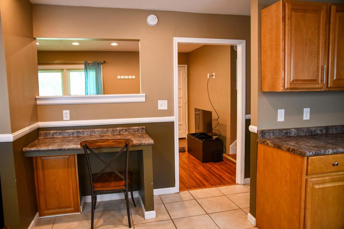Charming Entire House in the Heart of Huntsville! - Housity