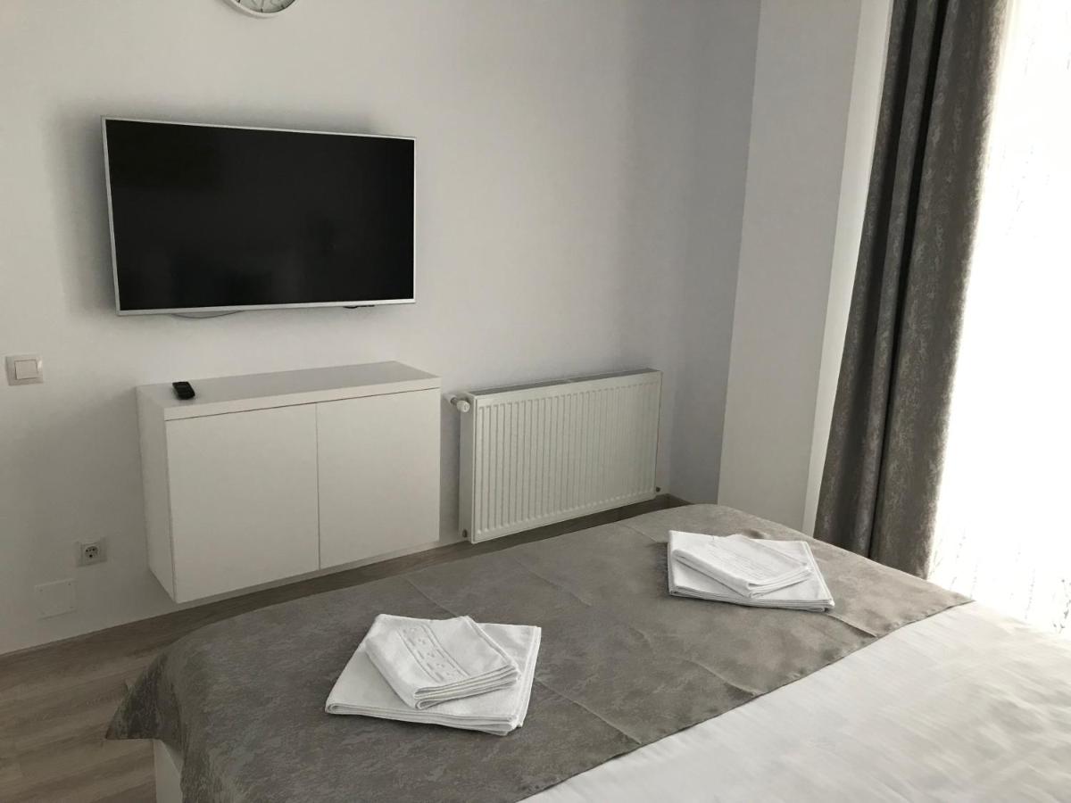 NEW Aparthotel Floresti - Housity