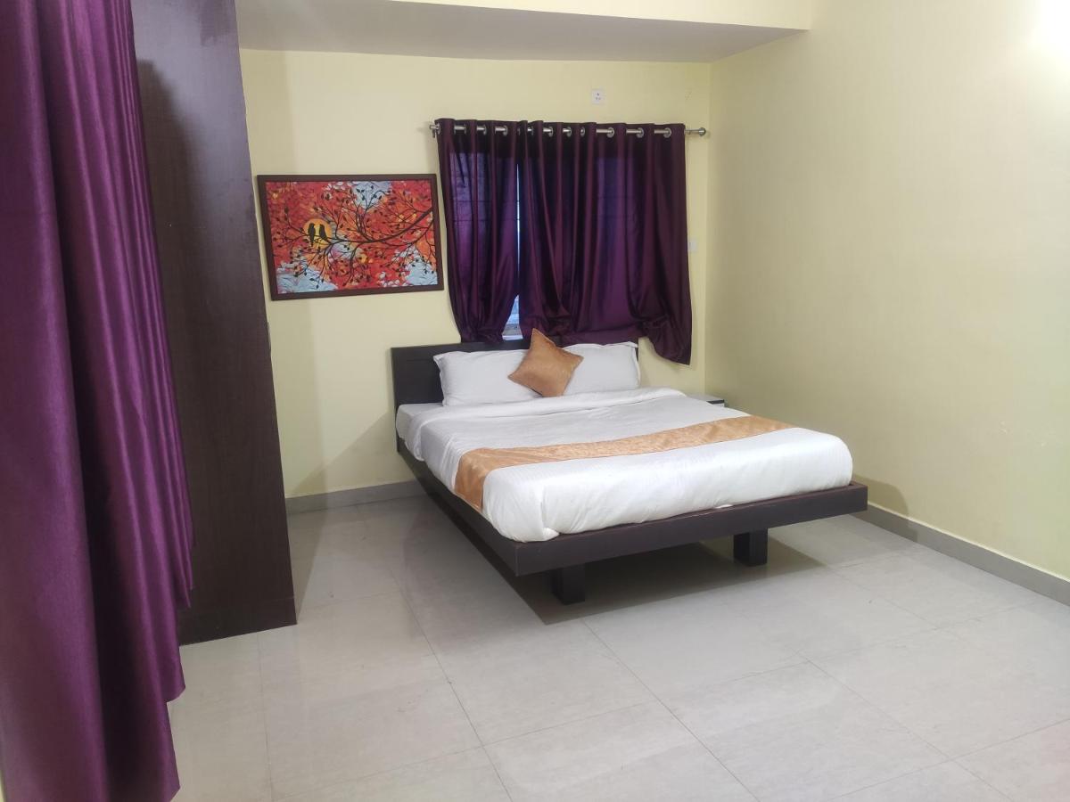 StayVilla Royal - Housity