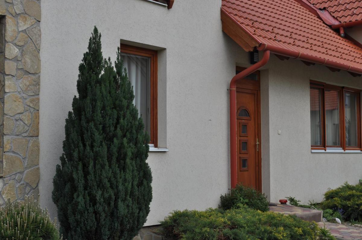Betérő Apartman Veszprém - Housity