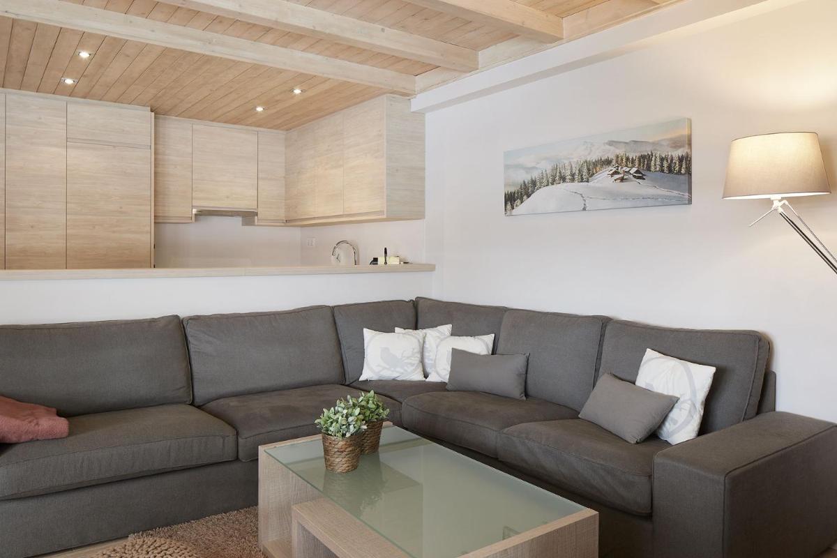 Val de Ruda Luxe 60 by FeelFree Rentals - Housity