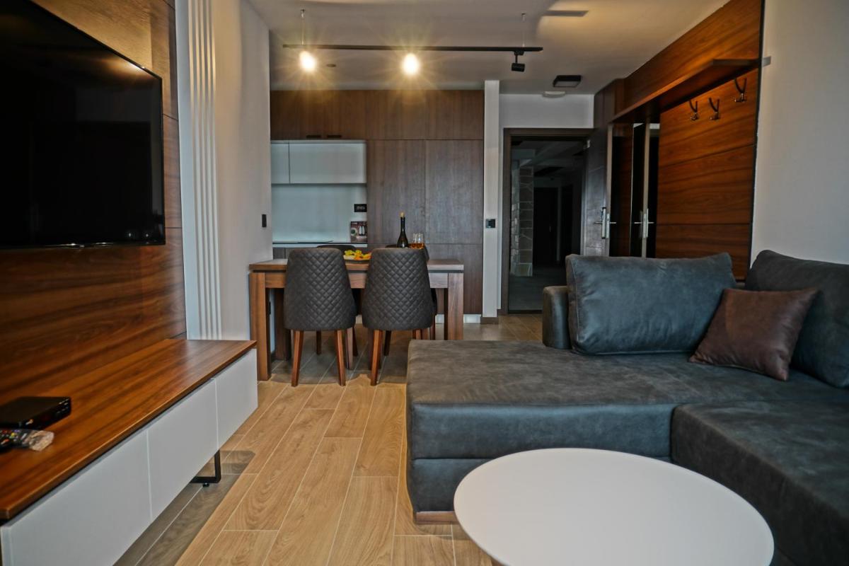Apart & Spa Zoned - Housity