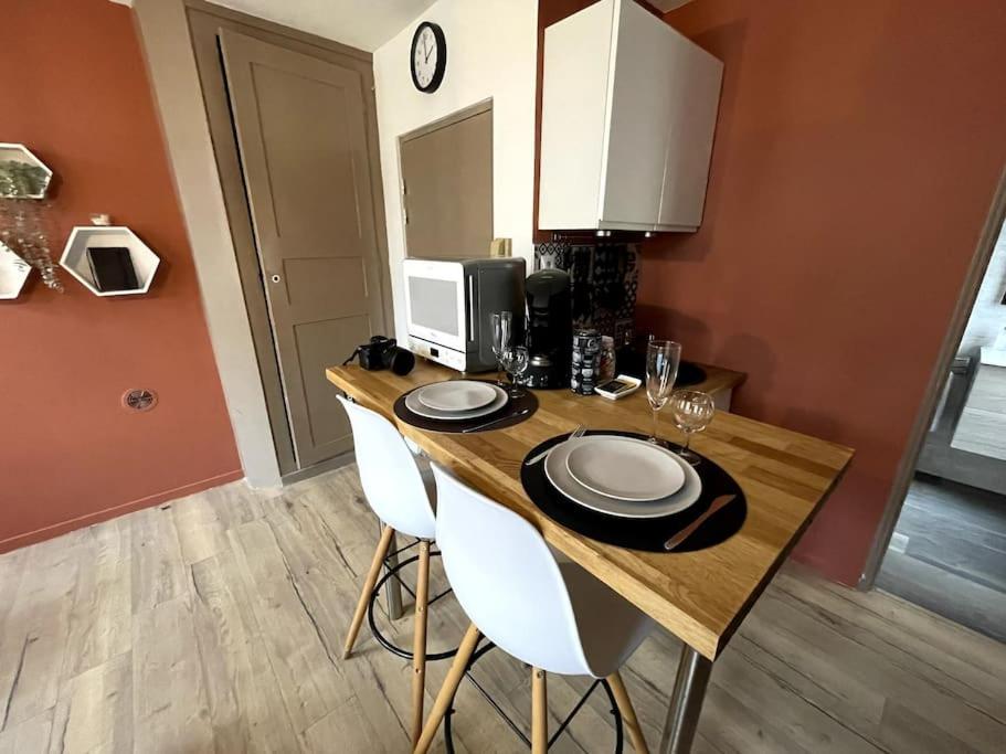 Cosy studio lumineux Metz hypercentre - Housity