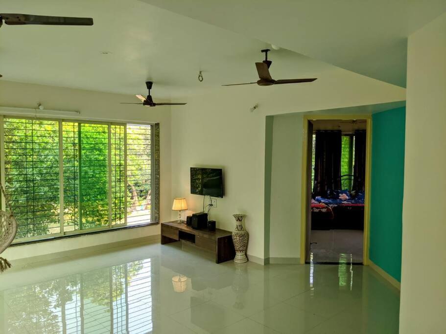 Ivy Maitri Farm 3 Bhk with Private Pool - Badlapur - Housity