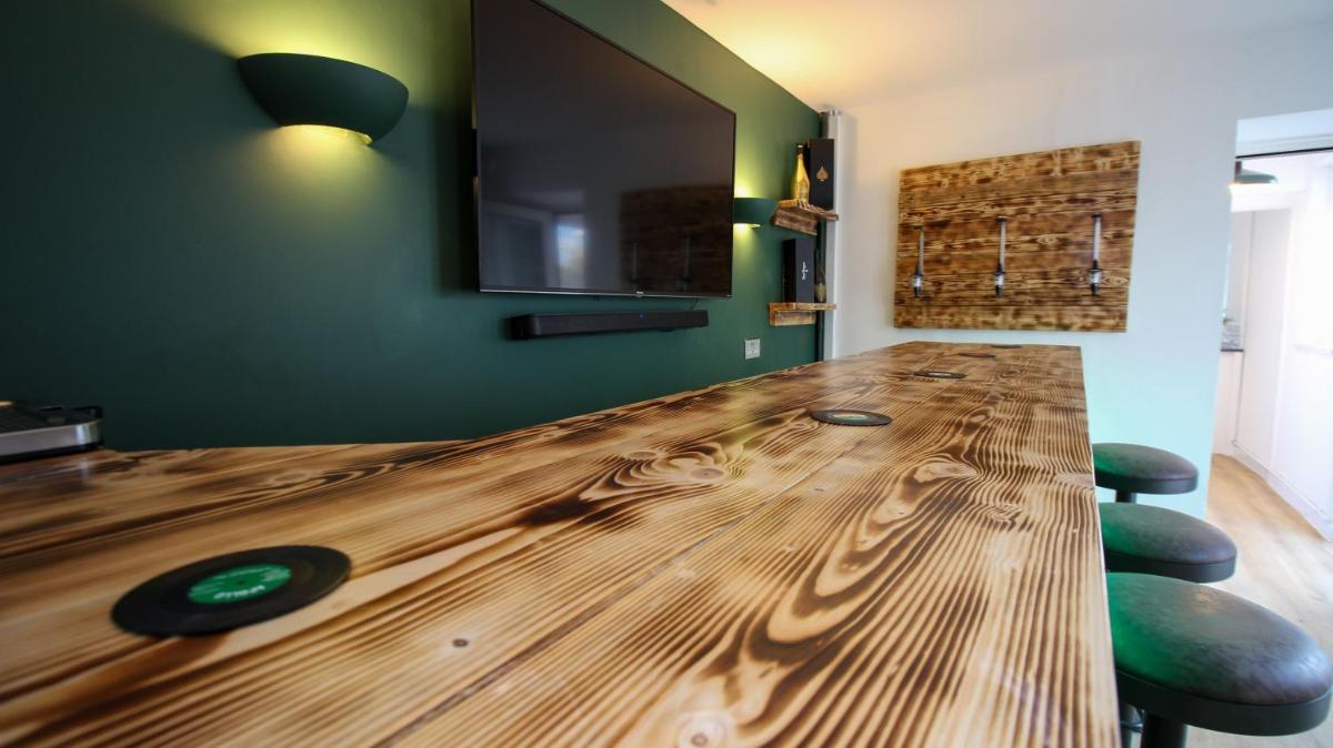 Holiday Home in The Mumbles - Housity