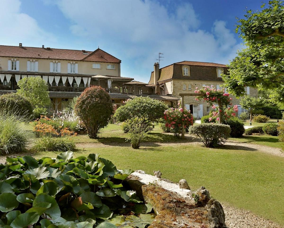 Jardin de l'établissement Les Glycines - Hôtel & Spa - Teritoria