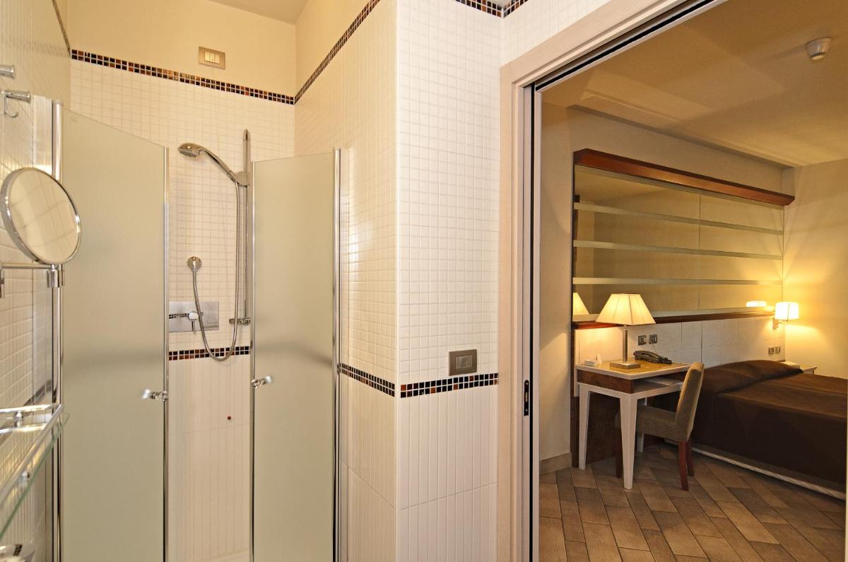 Hotel Eden - Housity