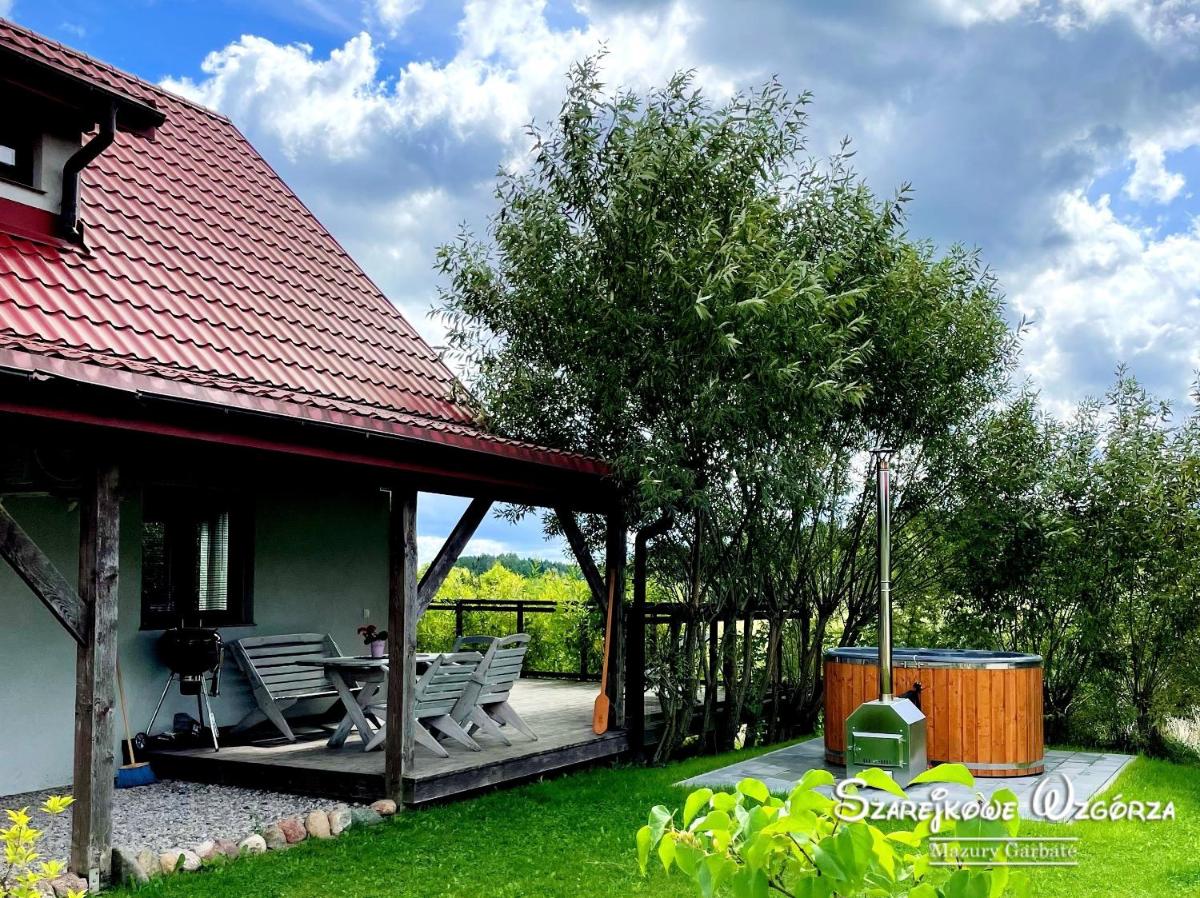 Szarejkowe Wzgórza - Housity