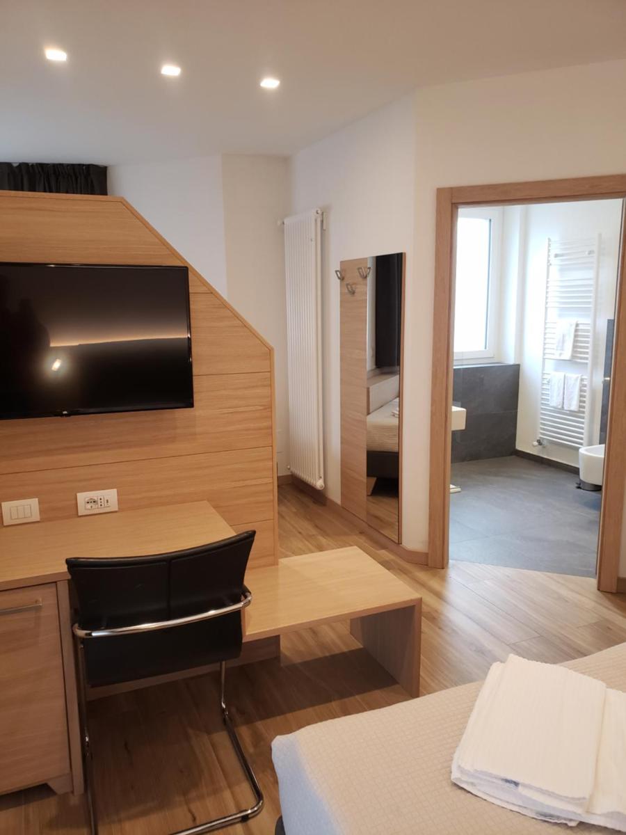 Hotel Cantaleone - Housity