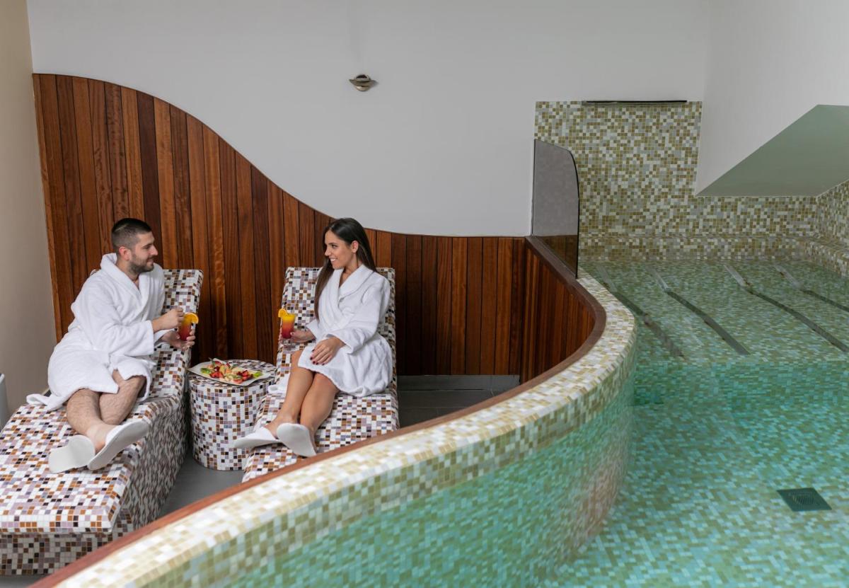 Hotel Aurel - Housity