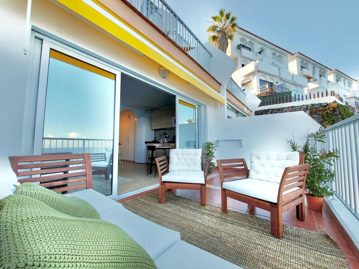Seaview Terrace Studio by TOR - Housity