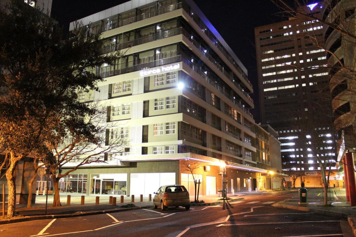 Circa Luxury Apartment Hotel - Housity