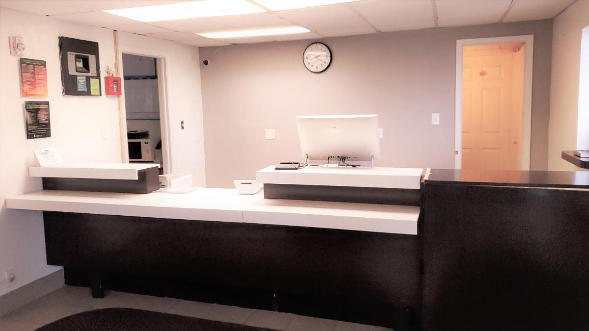 Economy Hotel Plus - Housity