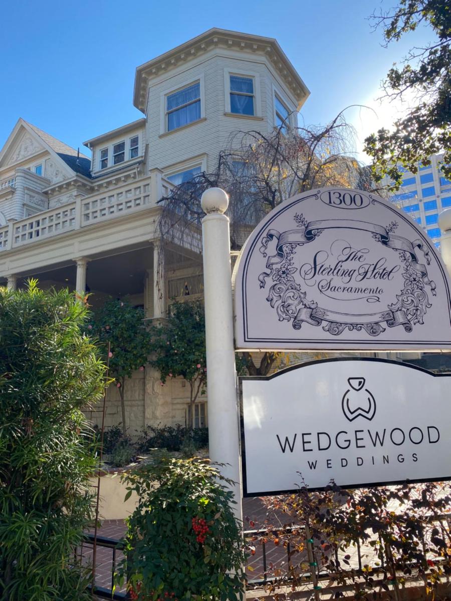 The Sterling Hotel - Housity