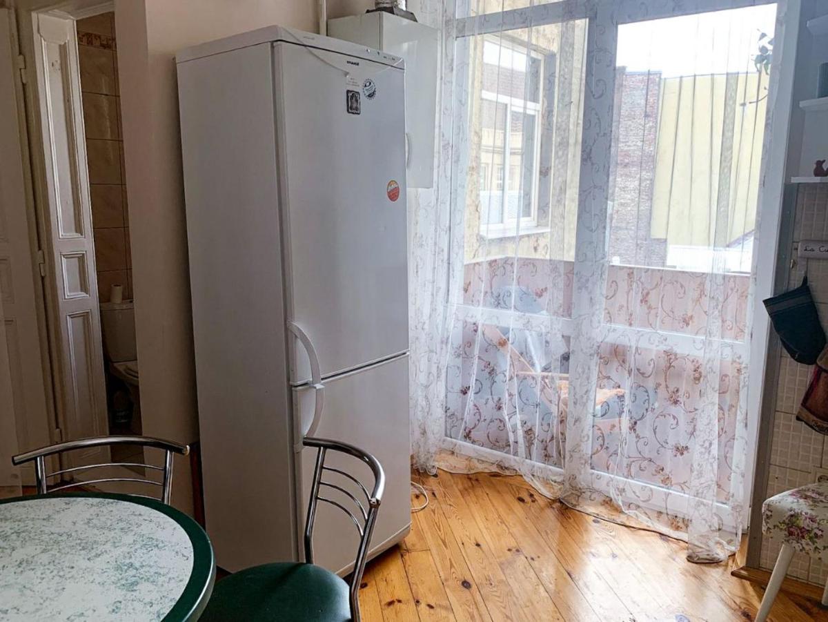 Mitskevycha Square Apartment- at the center of Lviv - Housity