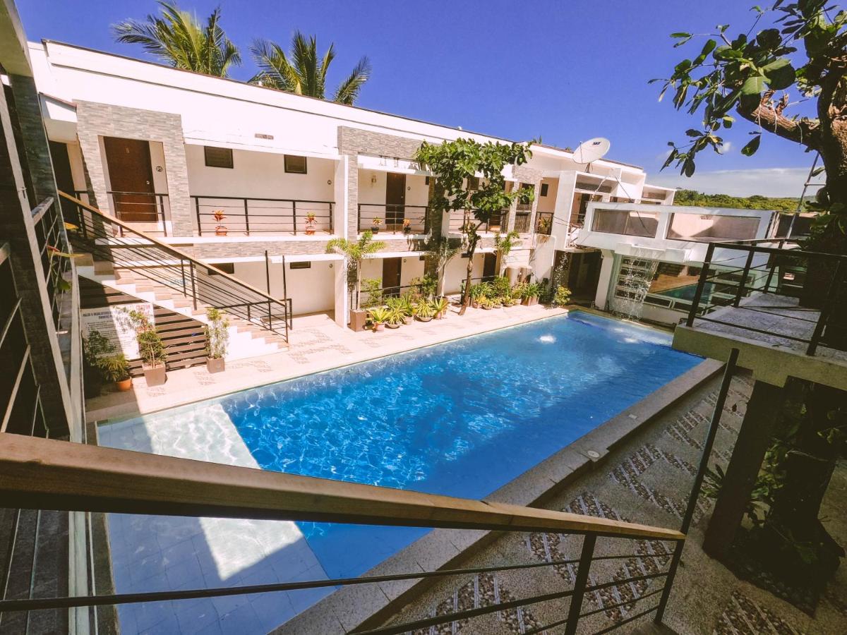 Miami Heat Beach Resort - Housity