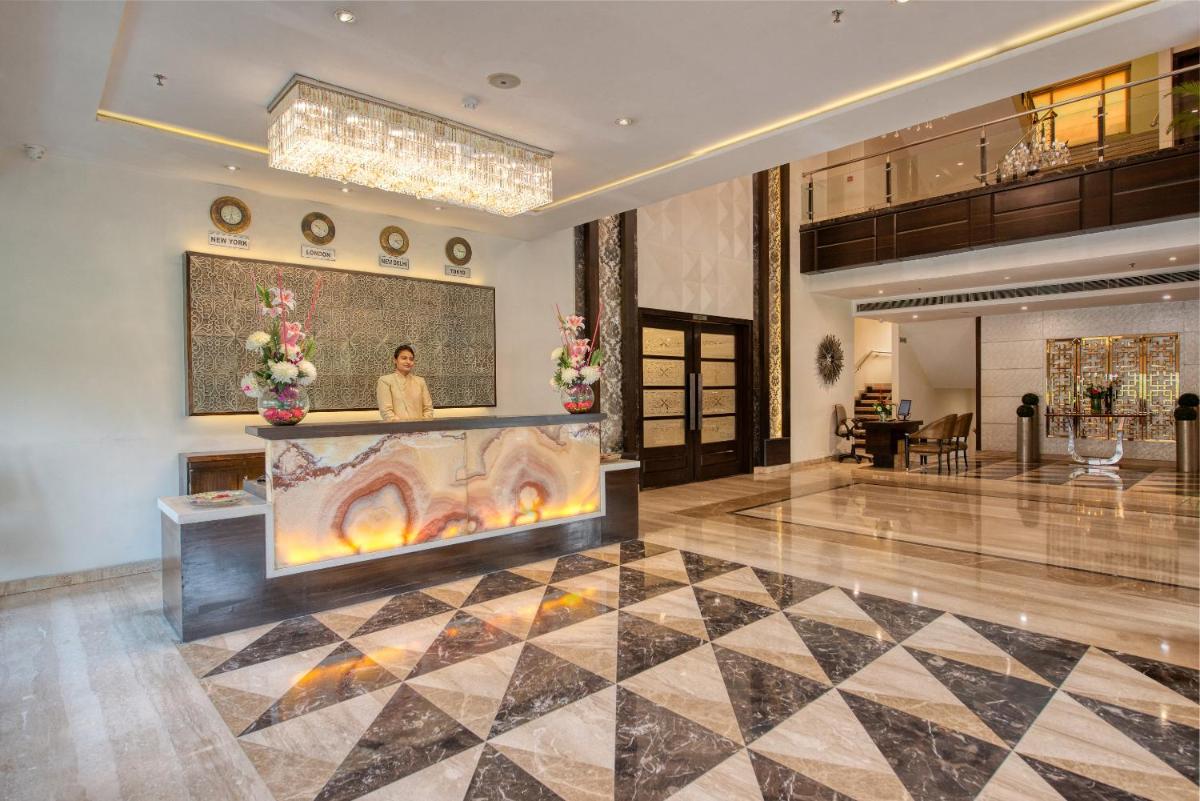 Suitetrails - Sapna Clarks Inn Lucknow