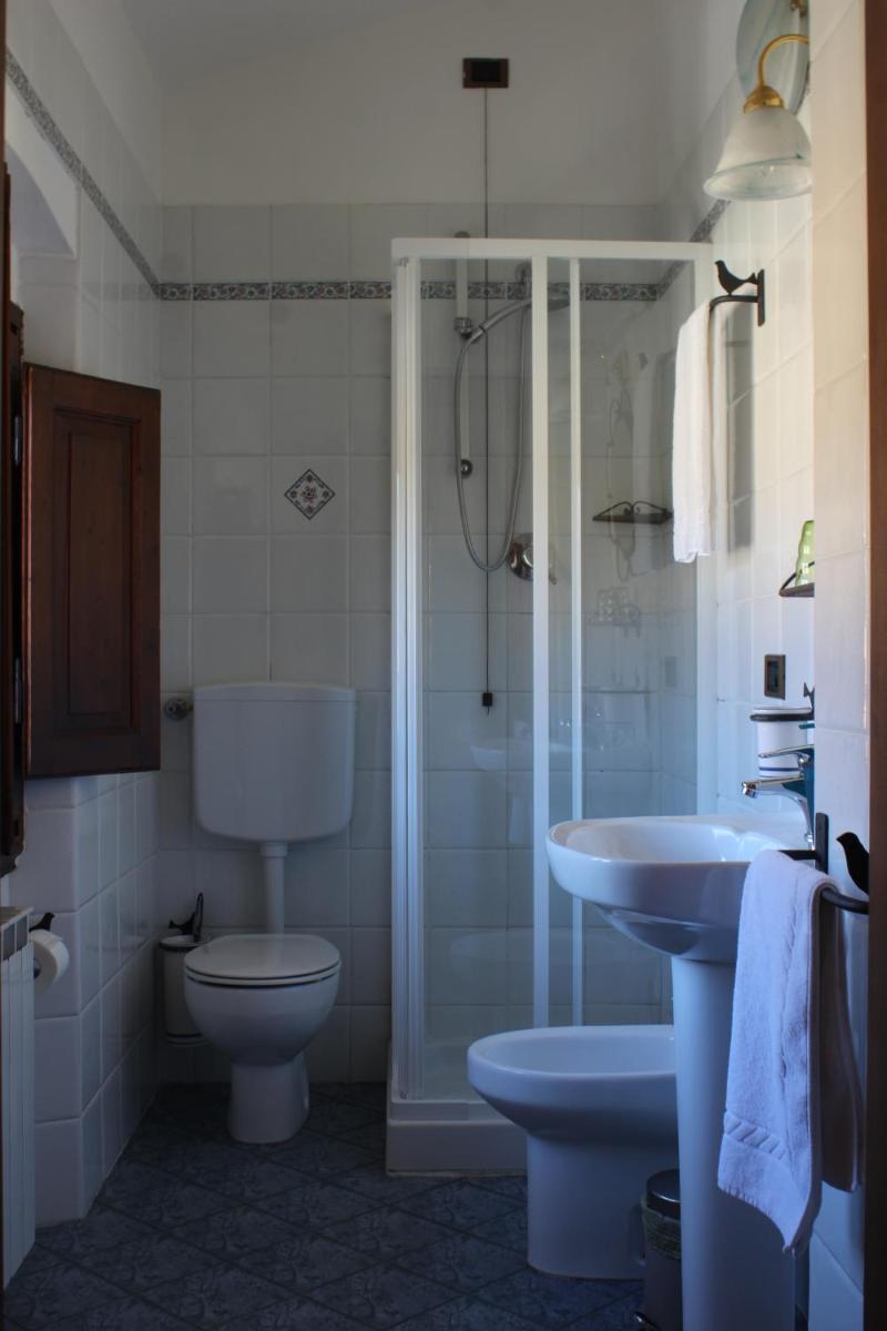 Boutique Hotel Fox's Inn - Housity