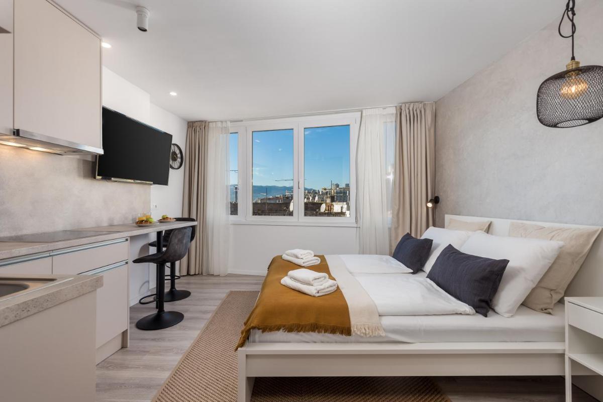 Molo Longo - Central Apartments & Rooms - Housity