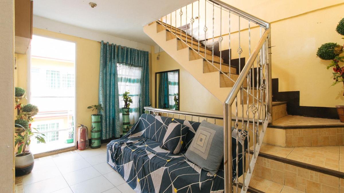 Cristian Jay Dormitory - Housity