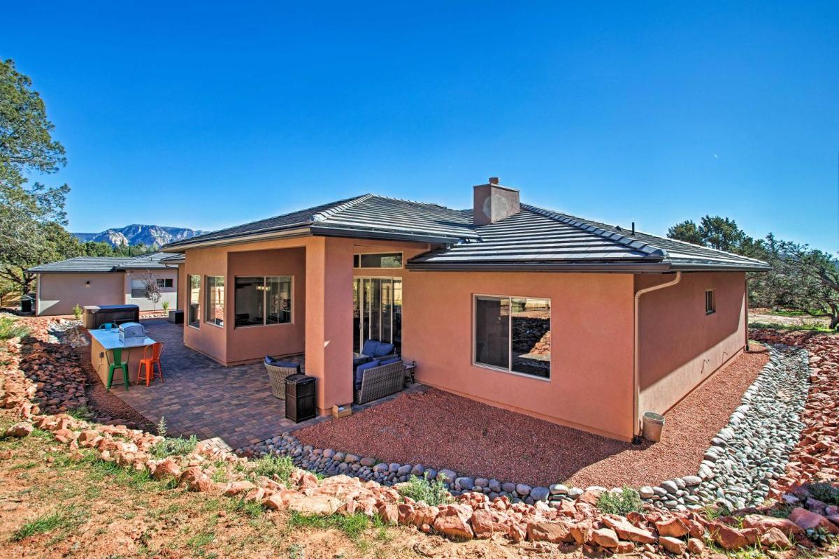 Tranquil Sedona Home with Fireplace and Hot Tub! - Housity